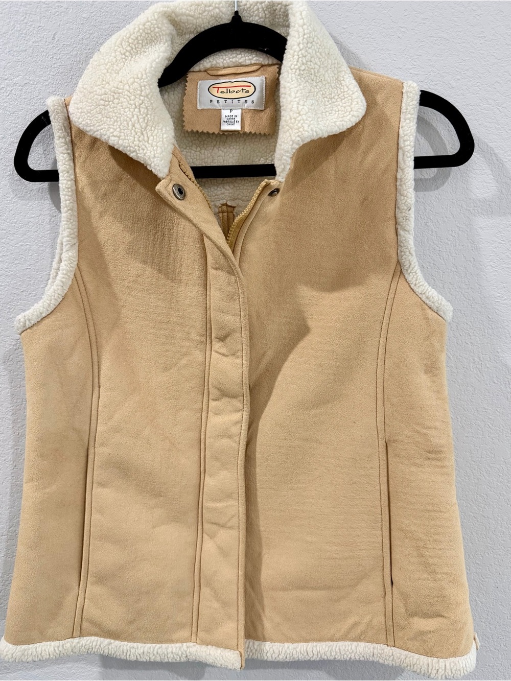 Talbot’s Tan Faux Fur Sherpa Lined Zip Snap Sleeveless Lined Vest Pockets Petite